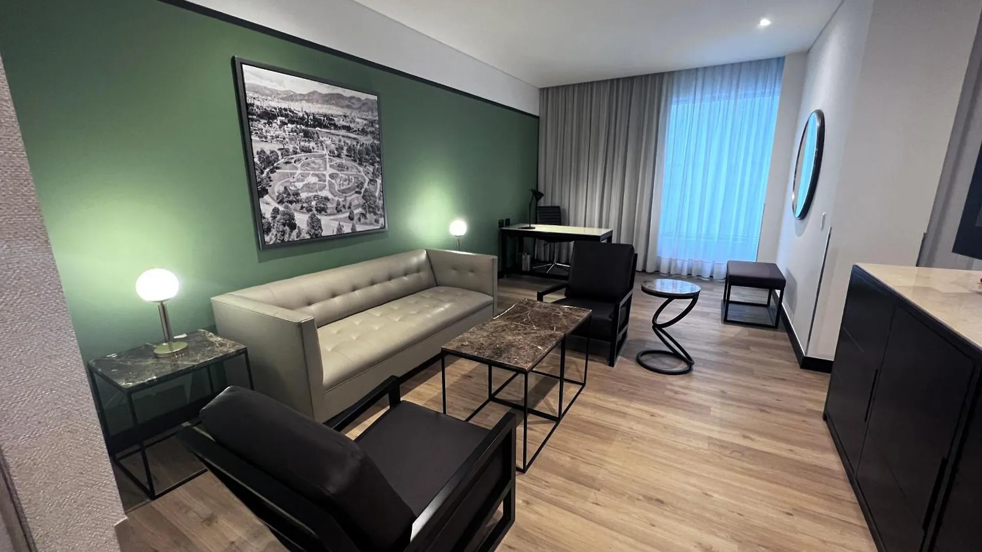 Holiday Inn Bogota Airport By Ihg מלון