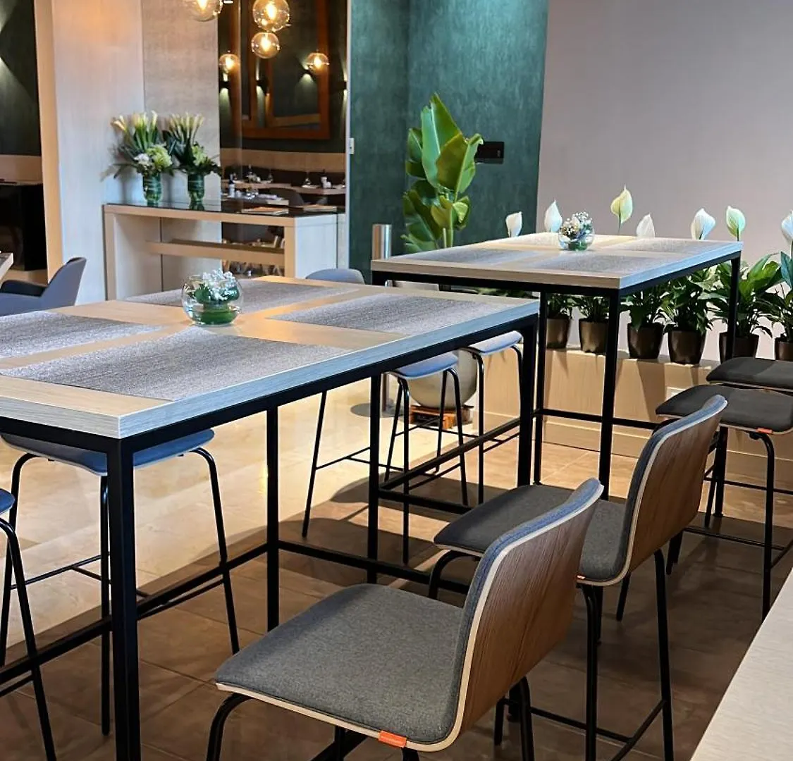Holiday Inn Bogota Airport By Ihg Hotel