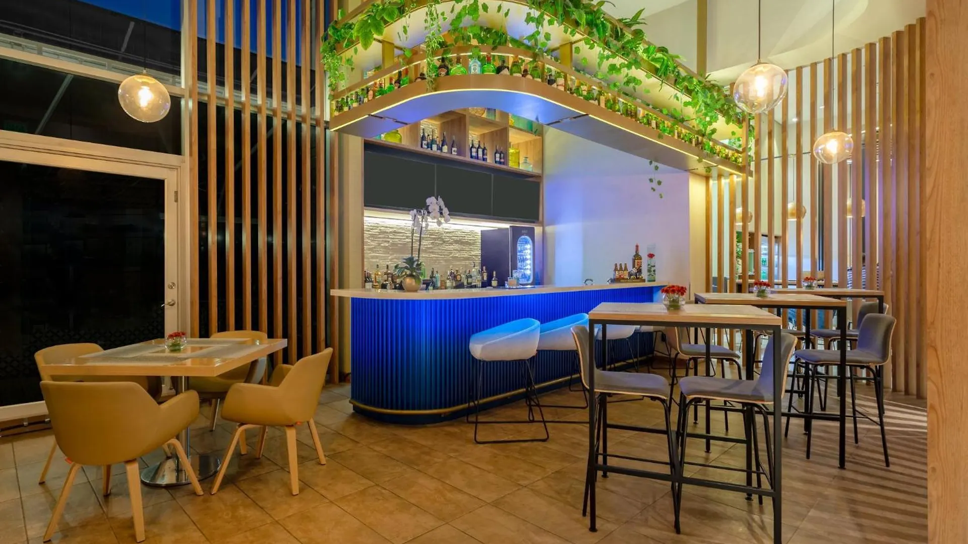 Hotel Holiday Inn Bogota Airport By Ihg