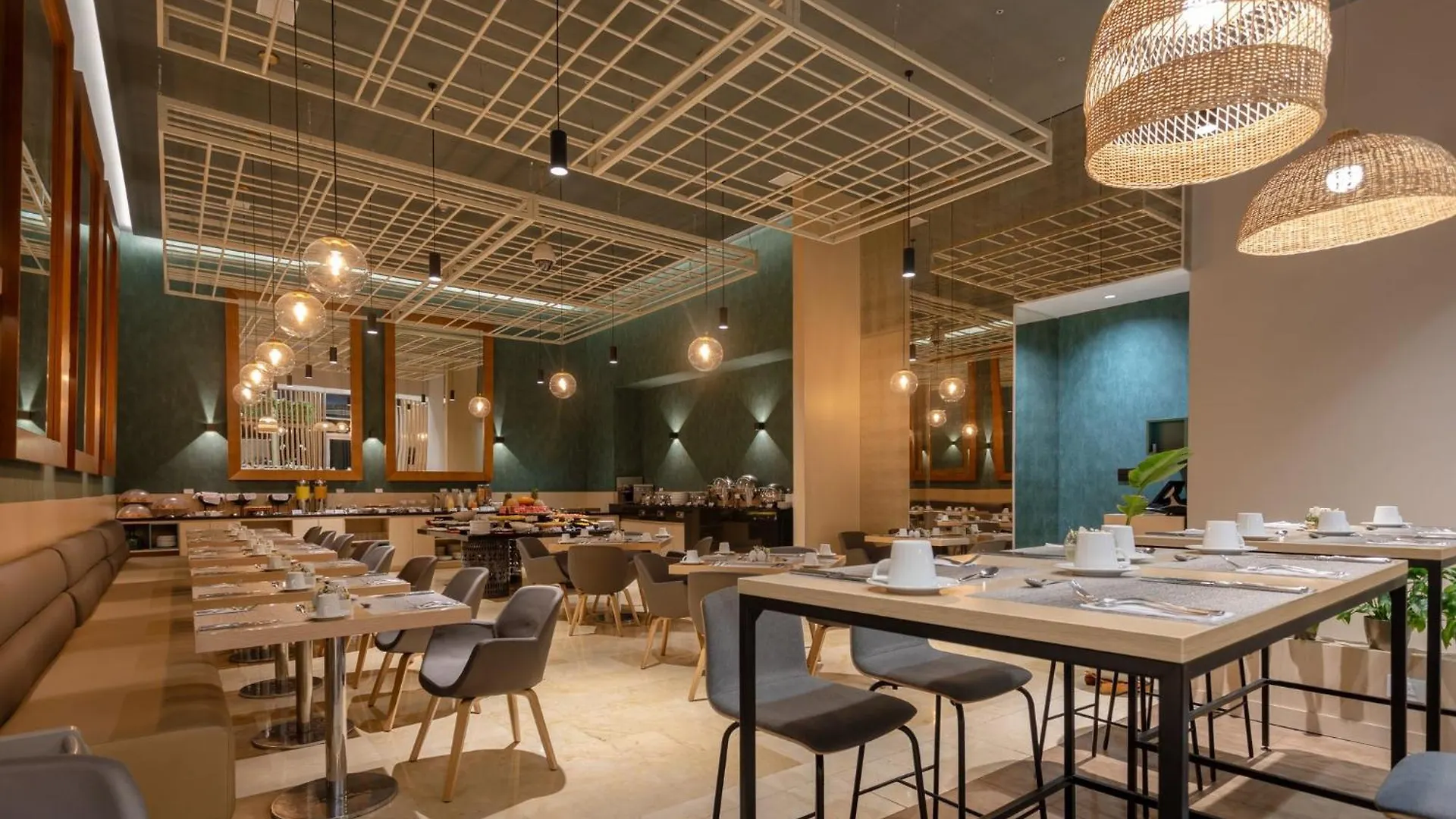 Holiday Inn Bogota Airport By Ihg Hotel