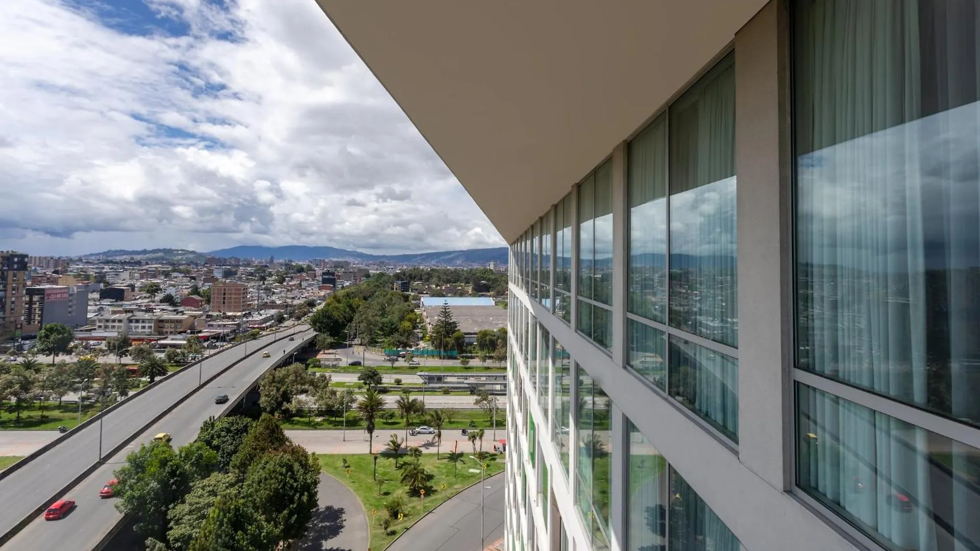 Holiday Inn Bogota Airport By Ihg Colômbia